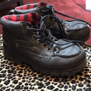 Bass boys Black boots